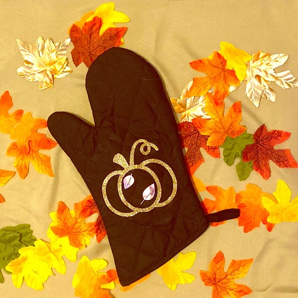 Custom “Fall” Pot Holder Set - Picture 3 of 5